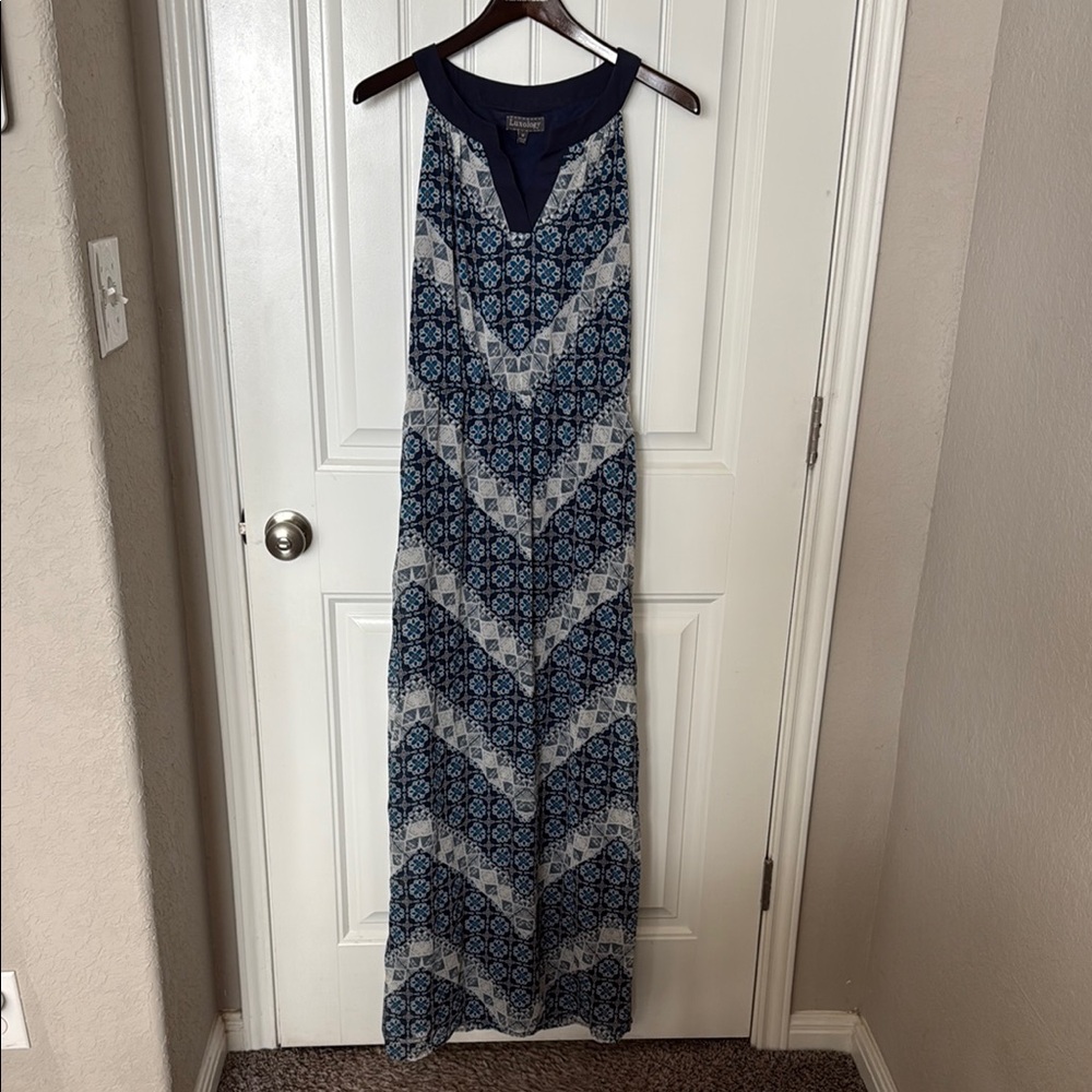 Luxology Navy and White Floral Dress